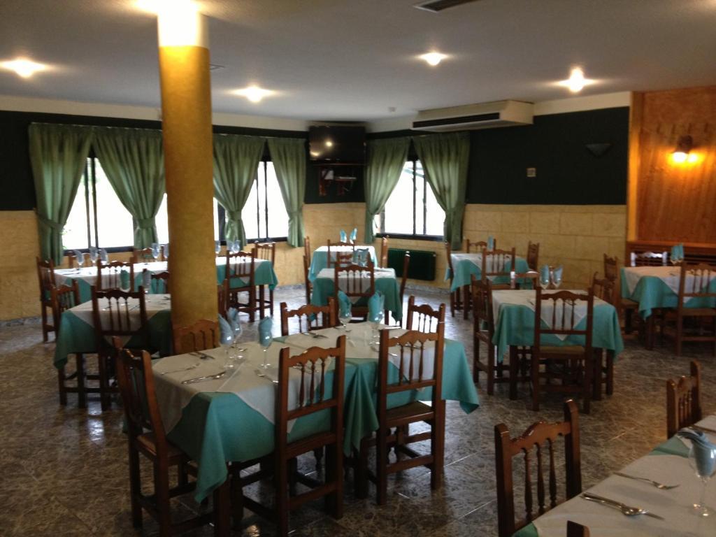 Hotel Restaurante Jarilla Exterior photo